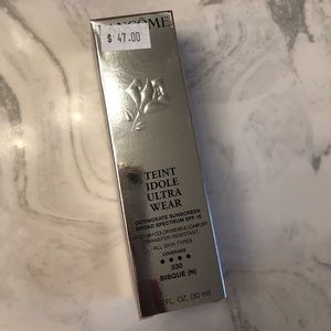 Lancôme Teint Idole 24 hour ultra-wear foundation